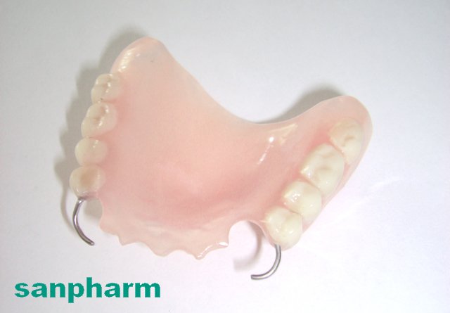 Базисы зубных протезов из акриловой пластмассы Уракрил